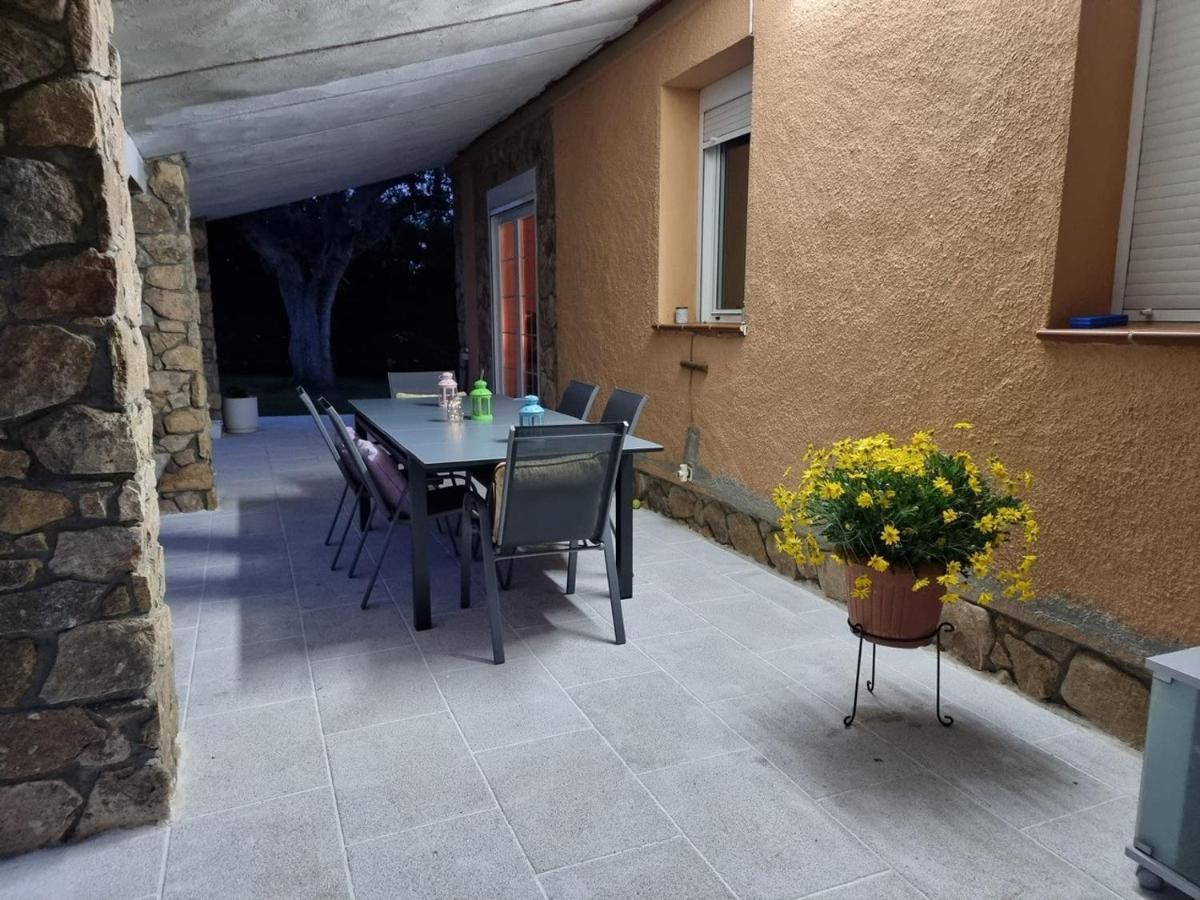 Villa Pancorbo Velayos Екстериор снимка