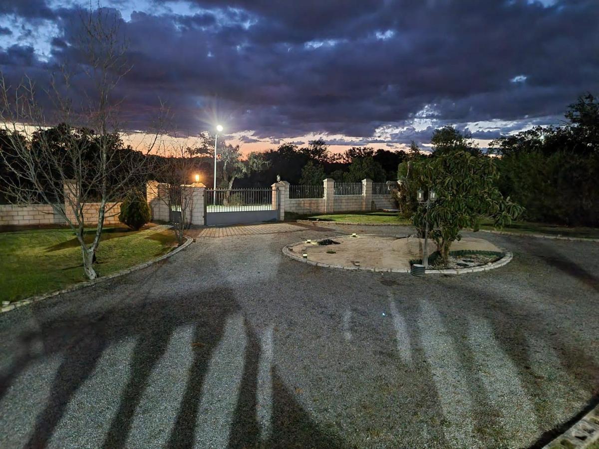 Villa Pancorbo Velayos Екстериор снимка