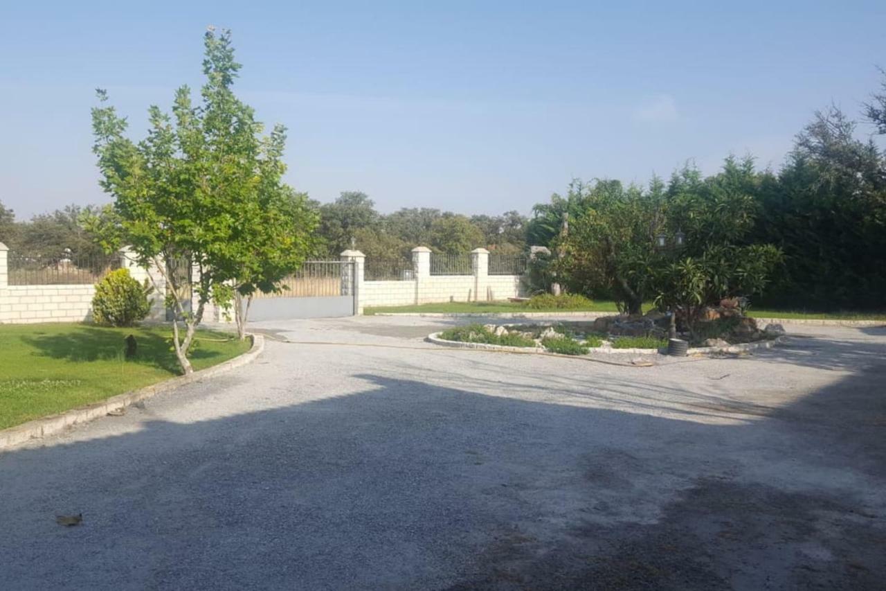 Villa Pancorbo Velayos Екстериор снимка